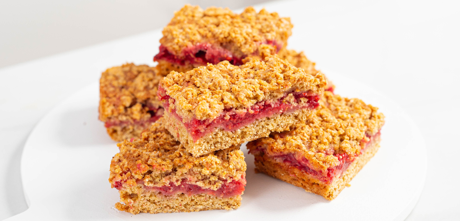 Barras de Crumble de Frambuesa con Avena